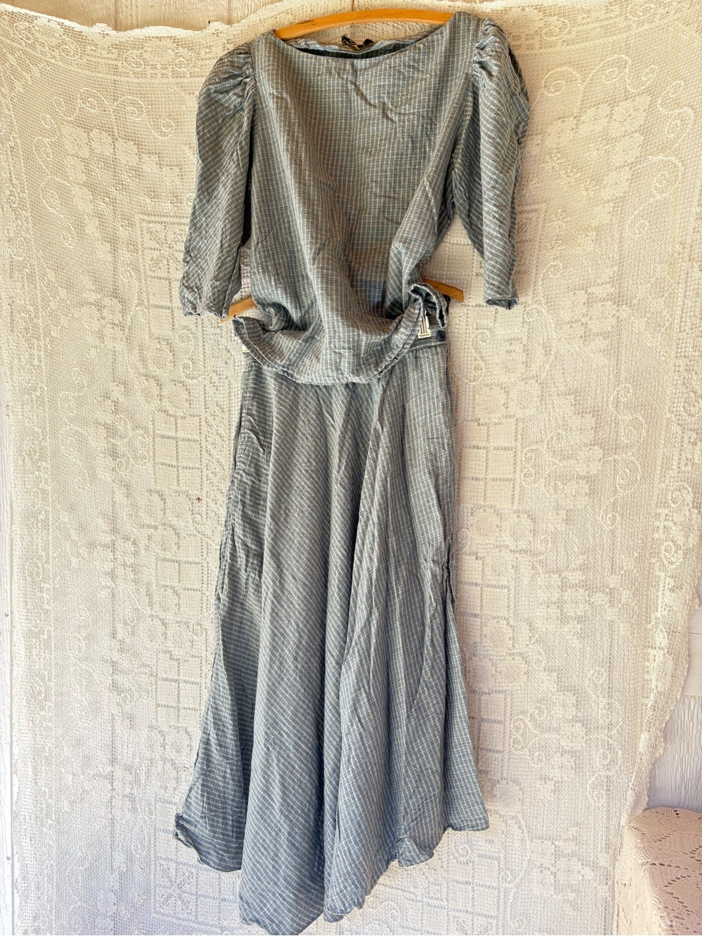 Vintage 80s Sheersucker Puff sleeve and skirt set in Blue GORGEOUS !!